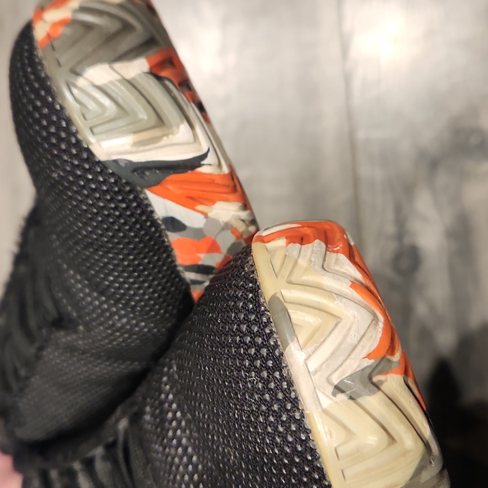 NOBULL Black Sneakers with Multicolor Camo Sole Women's Sz 10 - Picture 6 of 12